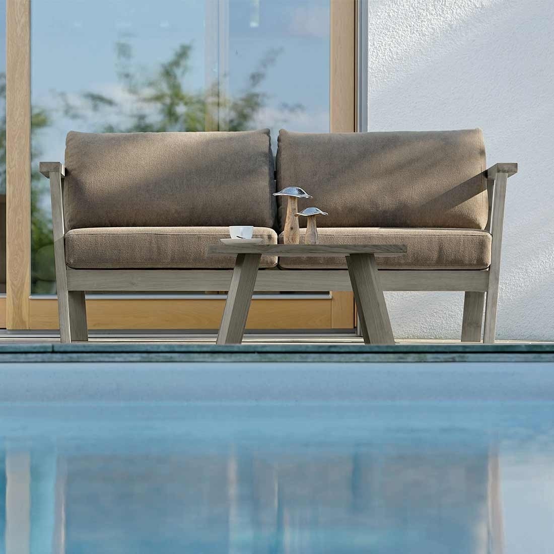 Stern Lounge-Sofa Liu Teak Patina grau mit Kissen 100% Polyacryl Dessin rehbraun