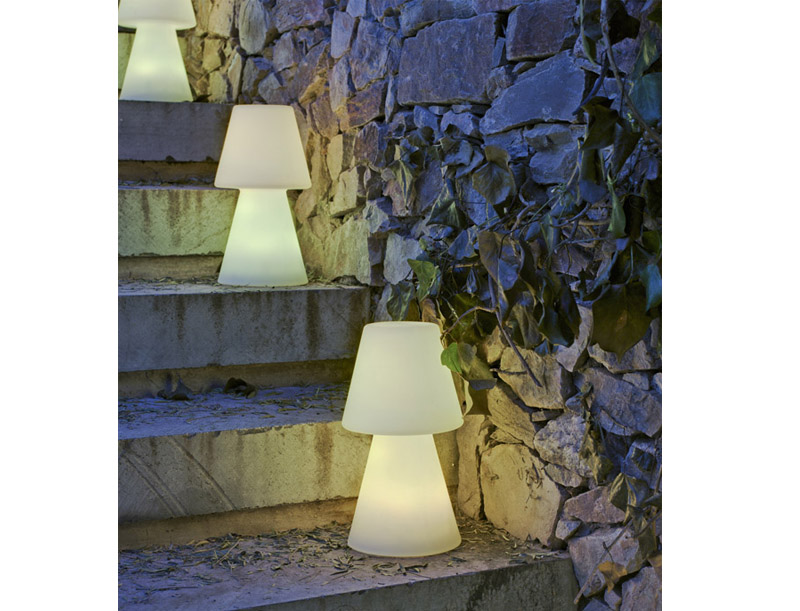 LED-Tischleuchte Lola 20x3AAA
