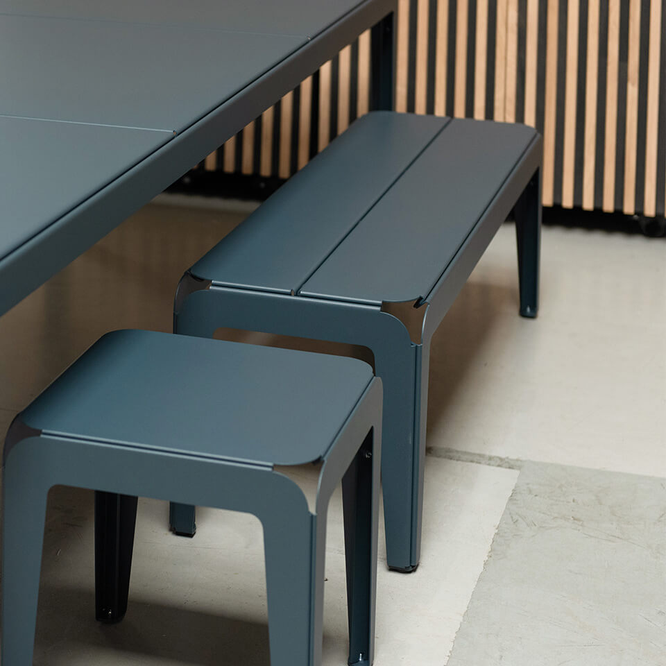 Weltevree Bended Hocker 45 Graublau