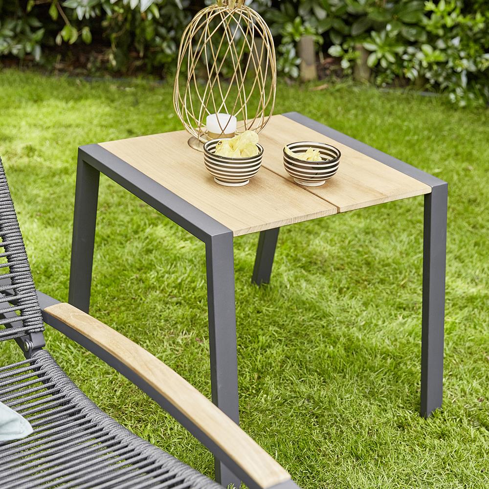 Diamond Garden Mali Beistelltisch - Edelstahl Dunkelgrau / Recycled Teak Natur