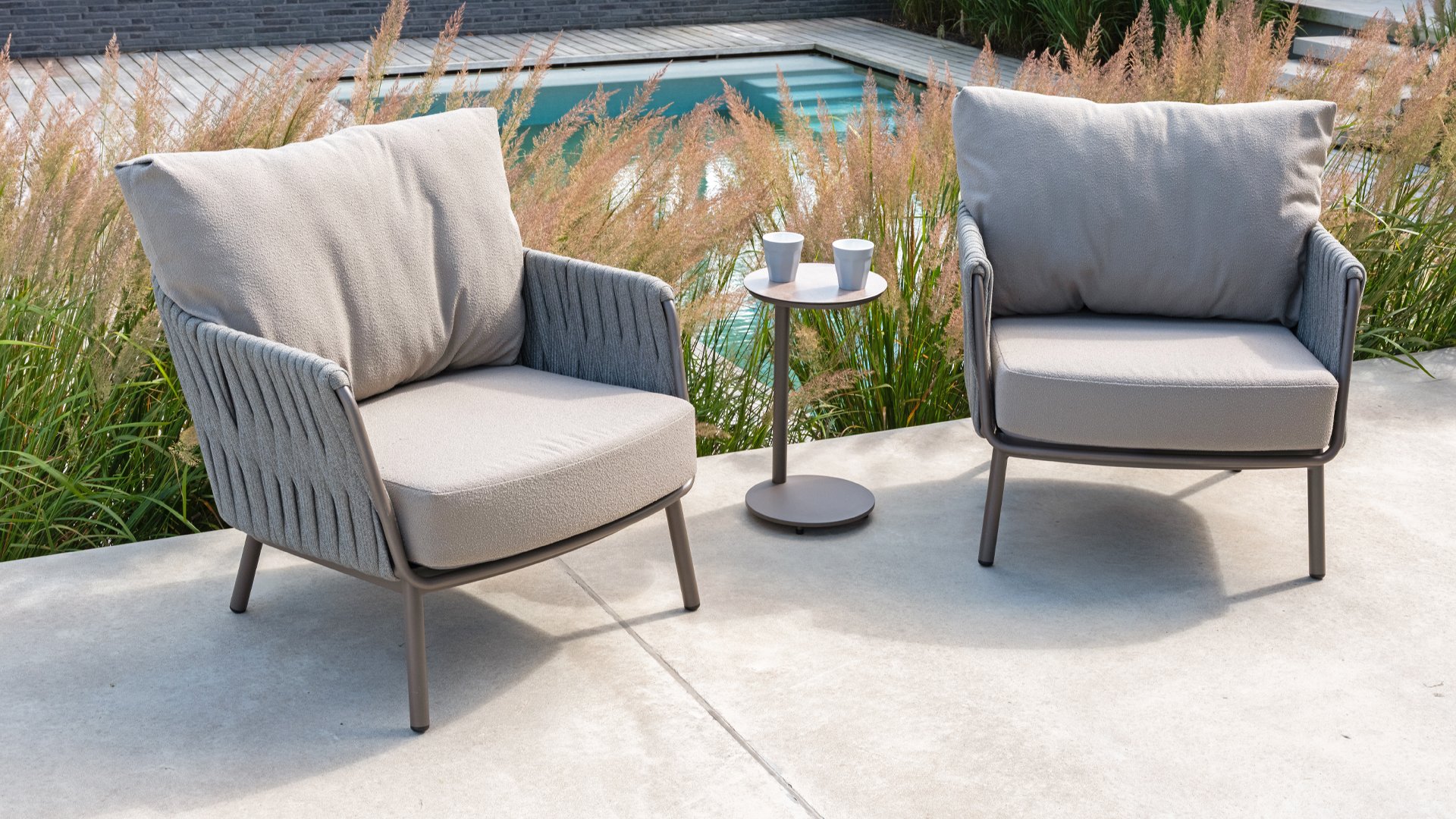 Taste by 4 Seasons Outdoor Cannes Lounge Set mit Kissen Terre/grau